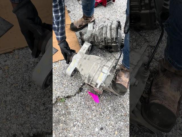 Chevy Camaro Bad rear Diff vs good #diy #automobile #mechanic #fail #chevy