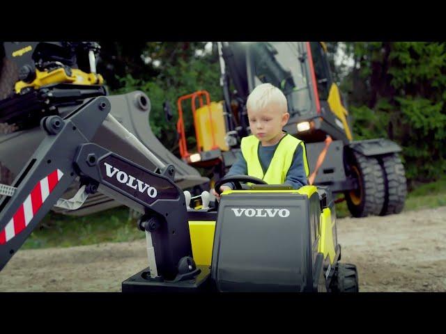 Volvo excavator toy - when no problem is too big