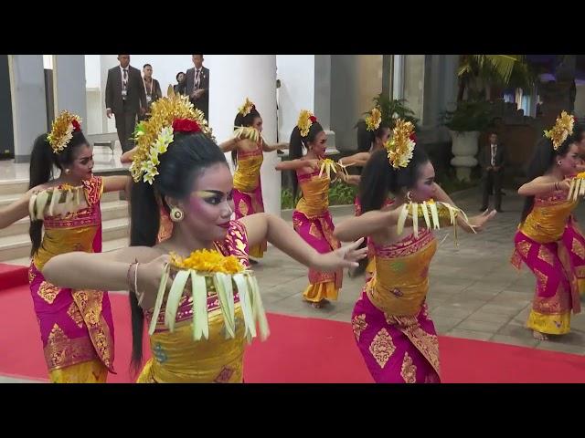 Kedatangan Presiden Liberia, Joseph N Boakai di Bandara Internasional Ngurah Rai