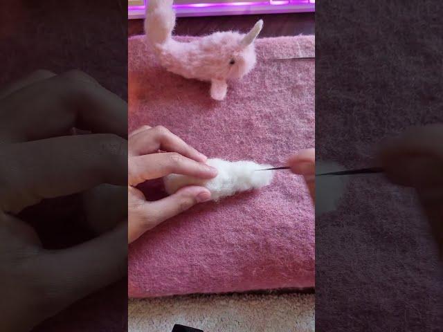 Needle Felting a Fluffy Pink Narwhal!  #crafting #needlefelting #diy #woolencraft #felting