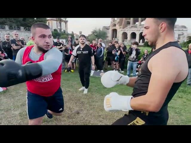 Red machine vs White boxer | RIOBET world champ 2024