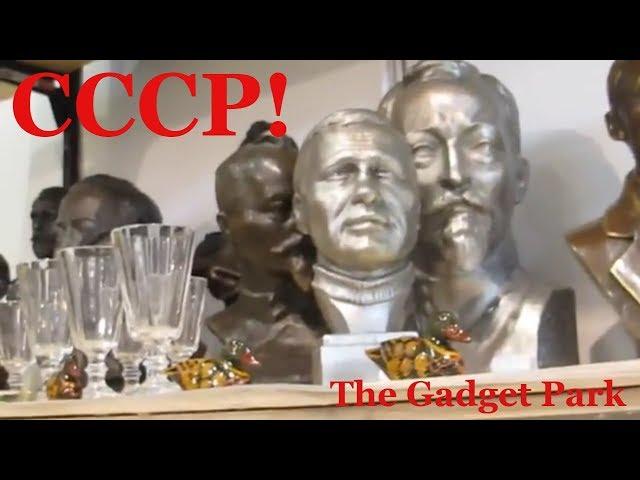 ⭐Назад в СССР! Посещение барахолки советских вещей! Советский антиквариат и вещи СССР! Сувениры СССР