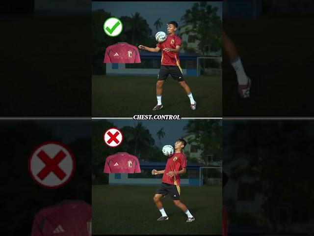 CHEST CONTROL #enjoyfootball #footballgame #footballshorts #footballmatch #enjoysports #ytshorts