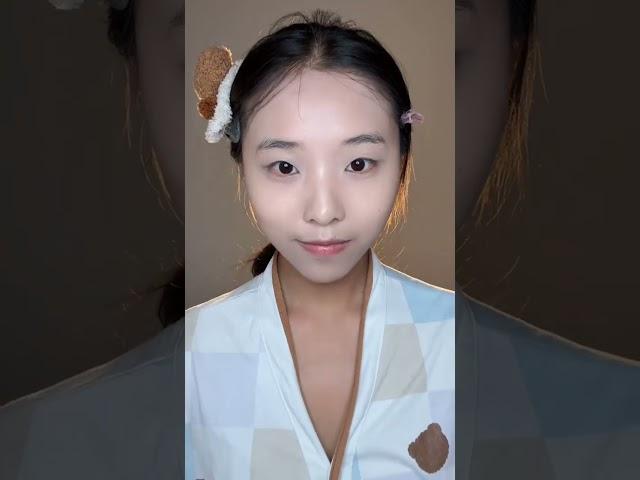 宝宝吃饭了吗 看看我是不是你的菜ᴗo. #换头了换头了 #化妆前后对比 #妆前妆后 #变妆 #氛围感