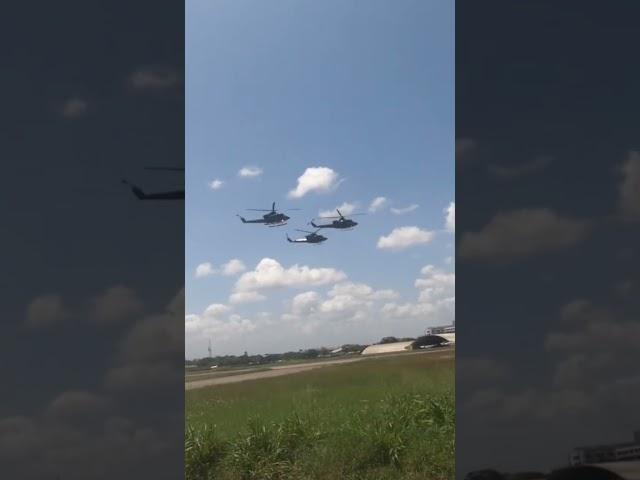 Bell 412 Formation Flying Break-Off #trending #shorts #viral #bellhelicopter