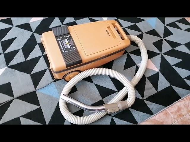 1980 National MC-8130 Electronic vacuum cleaner