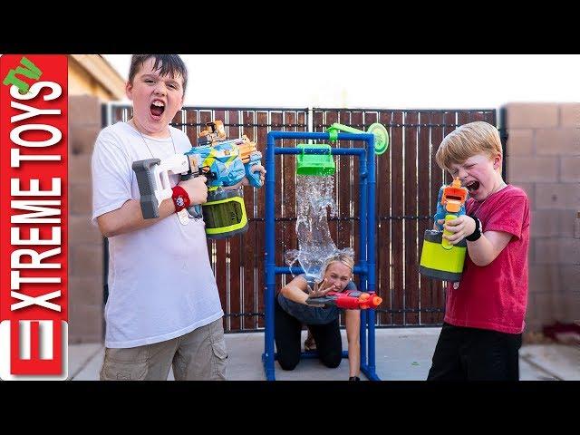 Babysitter Showdown! Sneak Attack Squad Nerf Battle Vs Aunt!