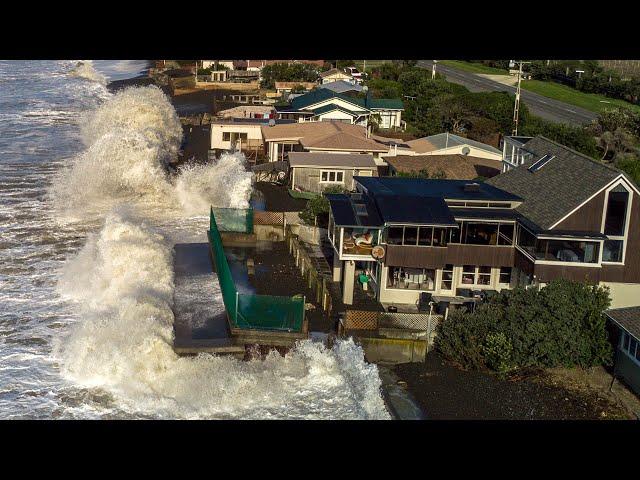 New Zealand High Tide Crashes Into Houses