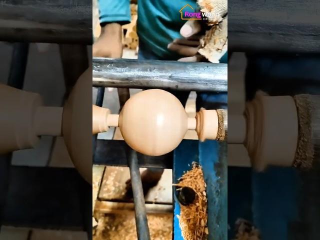 See how wooden balls are made #wood #wooddesigner #carpentry