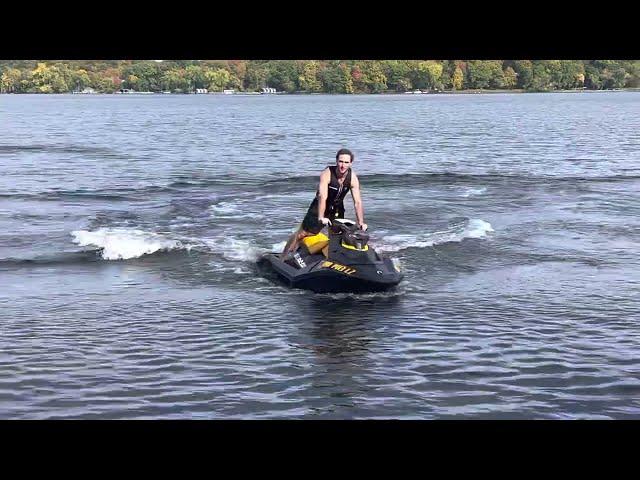 180 drift trick on sea doo spark jet ski. Trixx #seadoo #jetski #shorts