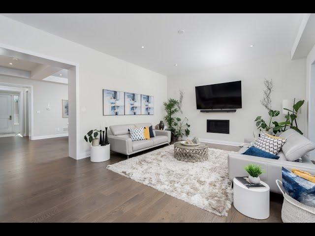 92 Klees Crescent