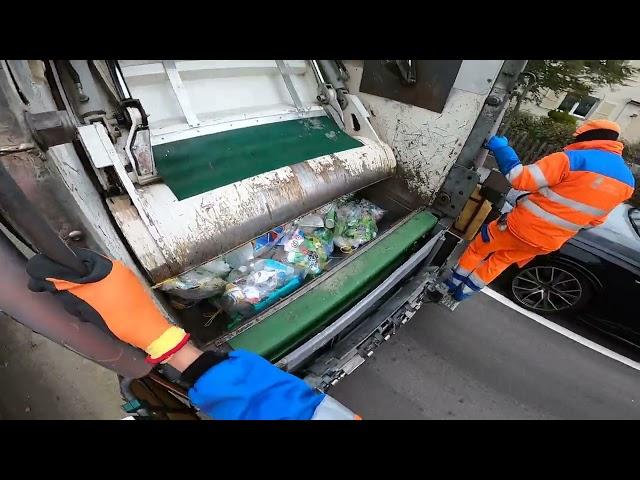 Garbage Truck vs. Plastic Waste – How the Collection Works!