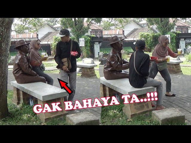 PANGKU DI PATUNG HIDUP GAK BAHAYA TA...!! HUMAN STATUE PRANK