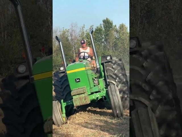 John Deere Tractor!  #shorts #johndeere #agrimachines #agritechmachines