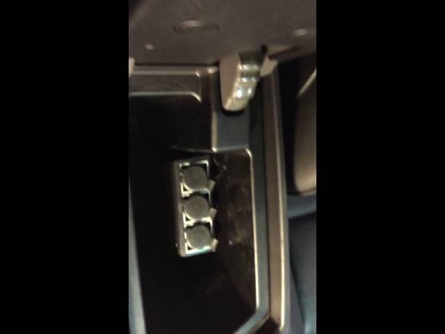 2007 BMW X3 - Evaporator Replacement - Part 26 - Center Console Backseat Cigarette Lighter Removal