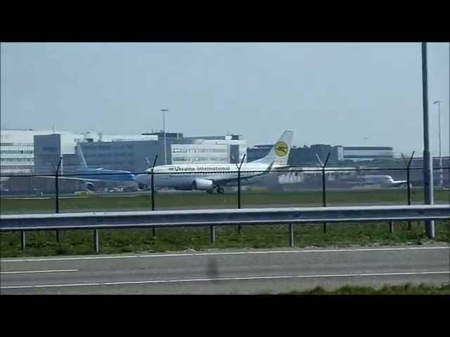 Ukraine Int. Airlines - Boeing 737-400/500/800 - 2 liveries at AMS