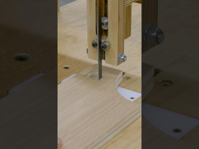 DIY Portable Workshop's Jig Saw Table #woodworking #diy #tablesaw