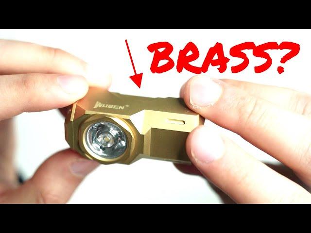 Wuben X0 Brass Review: 900 Lumen Unique EDC Flashlight