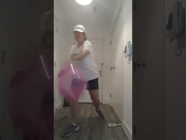 big punch balloon.pop