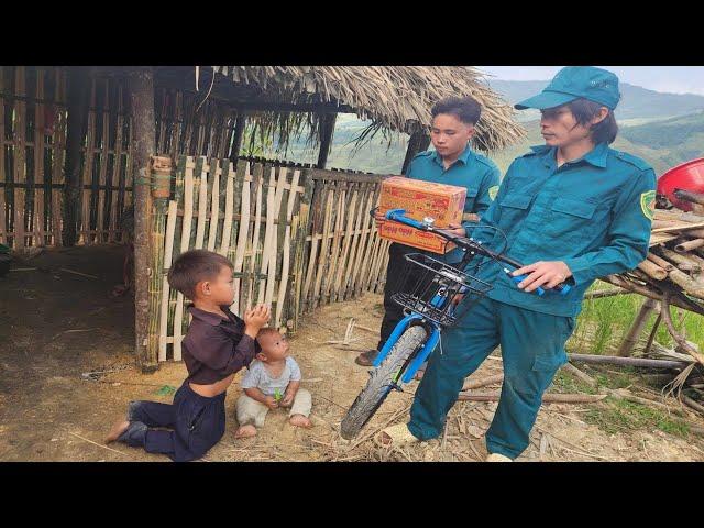 The orphan boy was given a bicycle and food by the border guards to get through the winter