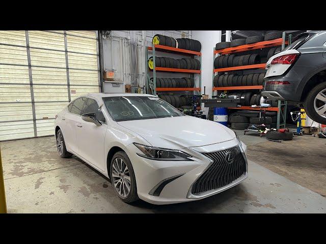 2021 LEXUS ES250 - $17.500 , очередной утопленник из Флориды. Авто из США .