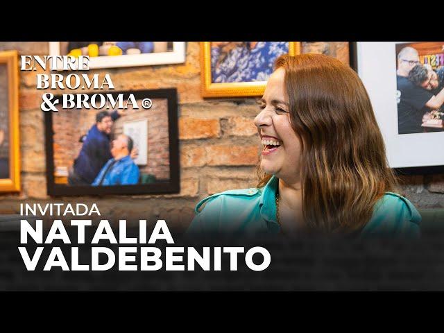 Entre Broma y Broma | Natalia Valdebenito