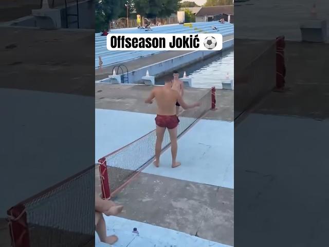 Jokić enjoying the offseason in Serbia  (via vukelaaa_/TT)