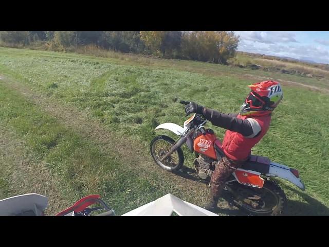 НЕМНОГО ГРЯЗИ SENKE SK-250GY-5, HONDA XLR 250, HONDA XR 250