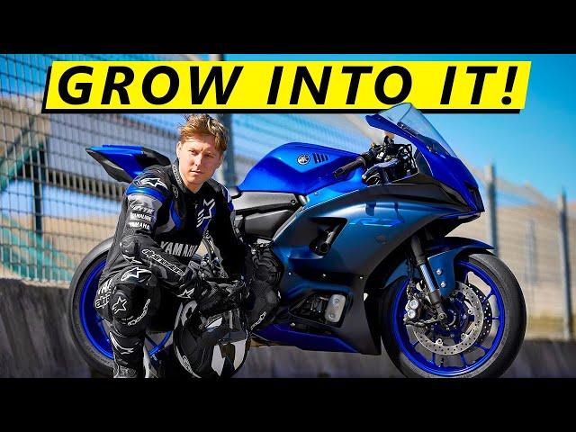 So You Want a Yamaha R7... (Best Beginner Sport Bike)