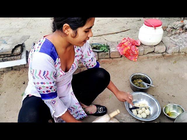 Matar se banaen chatpate aur kurkure pakode jo aapane nahin khai/Hari matar ke crispy pakode