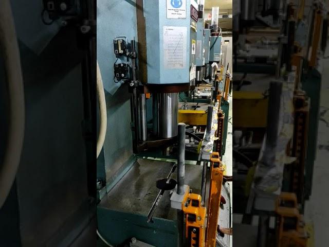 mesin press hidrolik 10 ton merk atsugi japan dijual