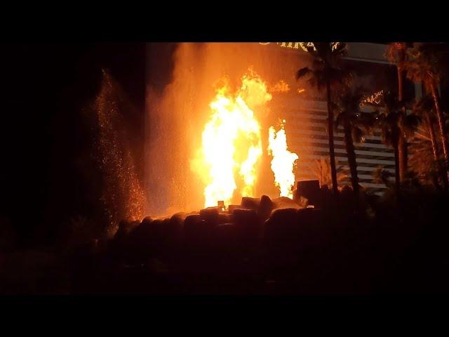 Volcano show at Mirage Hotel in Las Vegas, NV