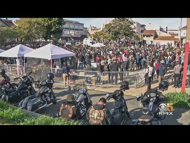 Hundreds Rally Near Oakland Chinatown to Support Asian Community