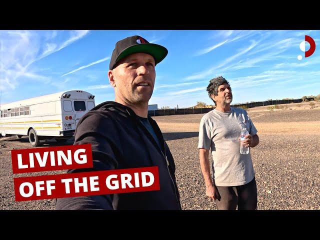 Living Off the Grid in Arizona Desert 