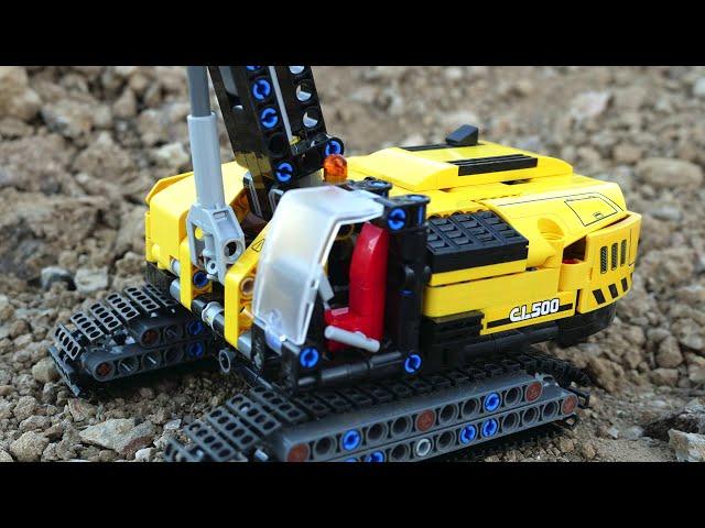 LEGO Technic Heavy Duty Excavator 42121 Reviewed