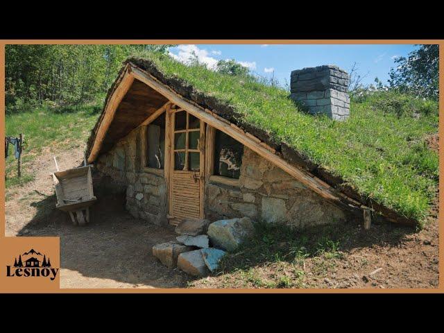 Construction of a dugout in the mountains. DIY