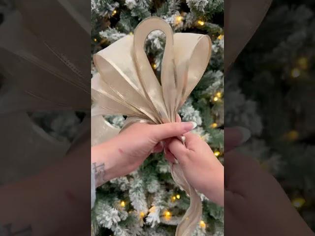 Christmas Tree Decor- Bow tutorial  #christmasdecor #christmas