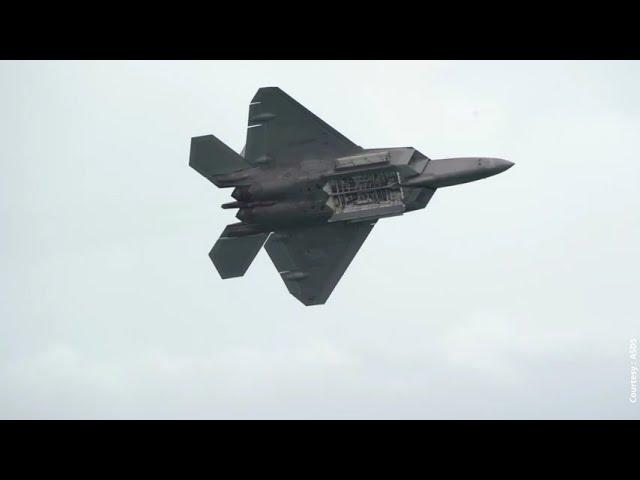 Watch The F 22 Raptor Do Aerial Maneuvers That You Have Never Seen