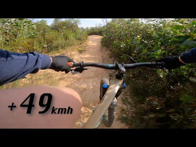 Absolutely SENDING it on a green trail!!! (Uncut)