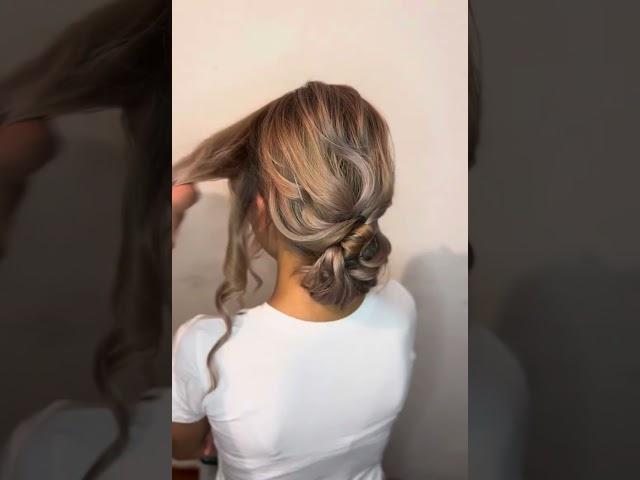 Быстрая и стильная прическа #прически#hairstyle