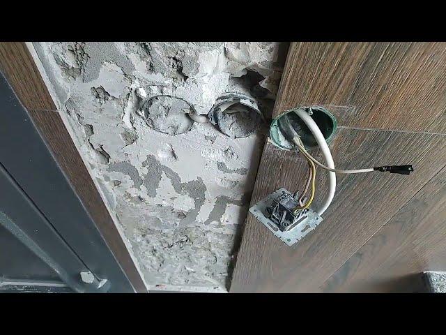 Монтаж розетки в не запланированное место .