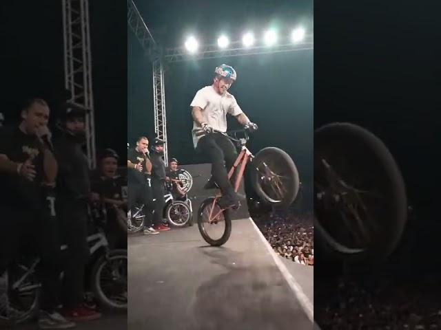 Insane BMX Trick at Fise 2022! 