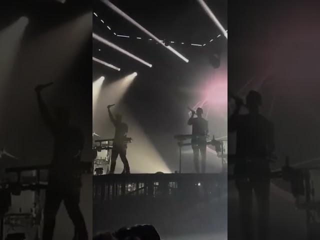 Odesza with one of the greatest openings to a concert, ever. Pt. 1