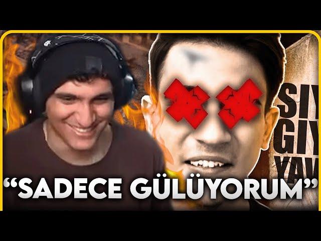 CharmQuell, DEPREMZEDELERLE DALGA GEÇEN Ş*REFSİZİN VİDEOSUNU İZLİYOR w/@BeyazKurt