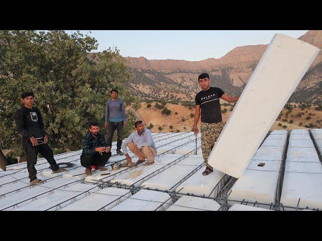 Nomadic Family Builds Home: Metal Roof & Foam Magic! �