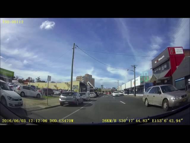 Right Turn Fail Very Close Call , Scott's Car Cameras
