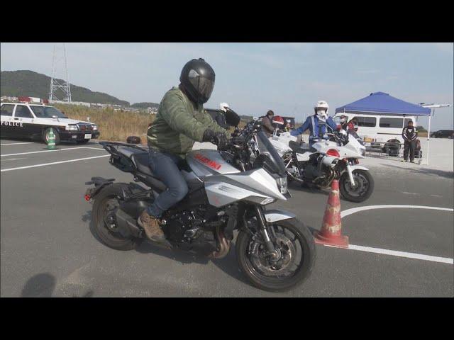 安全なバイクツーリングのため 白バイ隊員の運転技術講習会