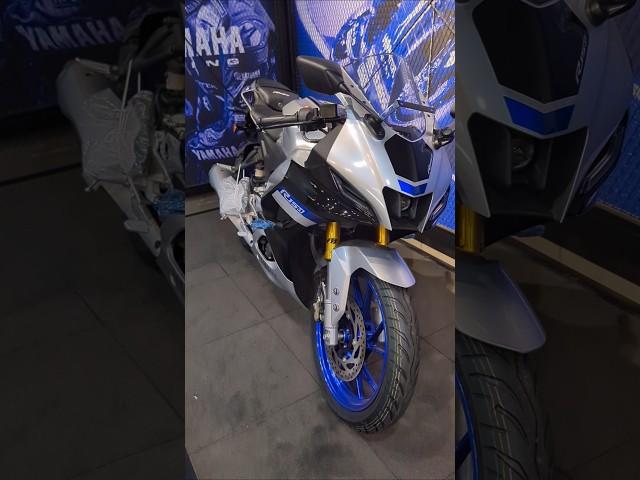 New Yamaha R15 V4 M - Metallic Grey