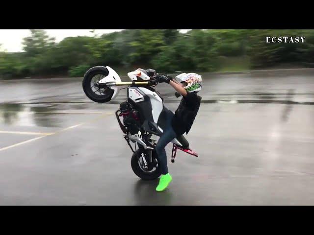 Kids that Can wheelie Better than You | 13 year old kid Rides bike bigger than him | How to wheelie