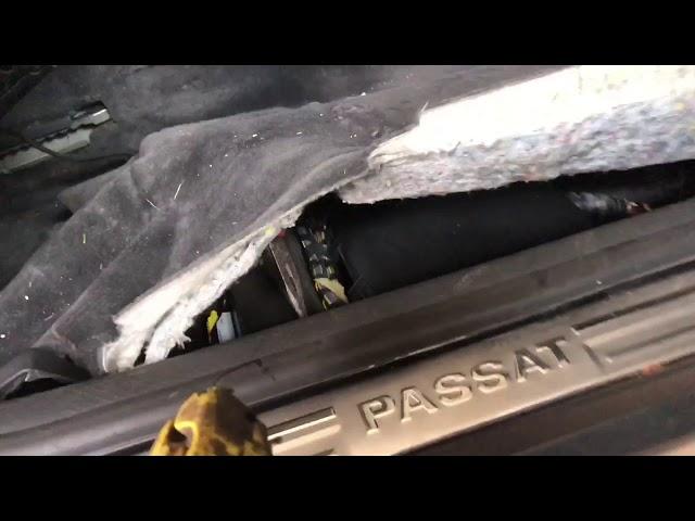 Vw Passat 1.9 TDI AIRBAG  Crash sensor  location